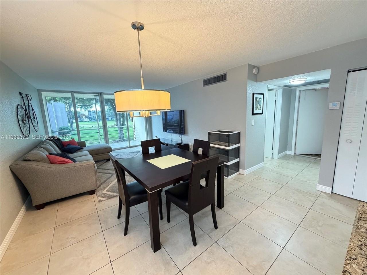 9491 Evergreen Pl #201 - Photo 7 of 33