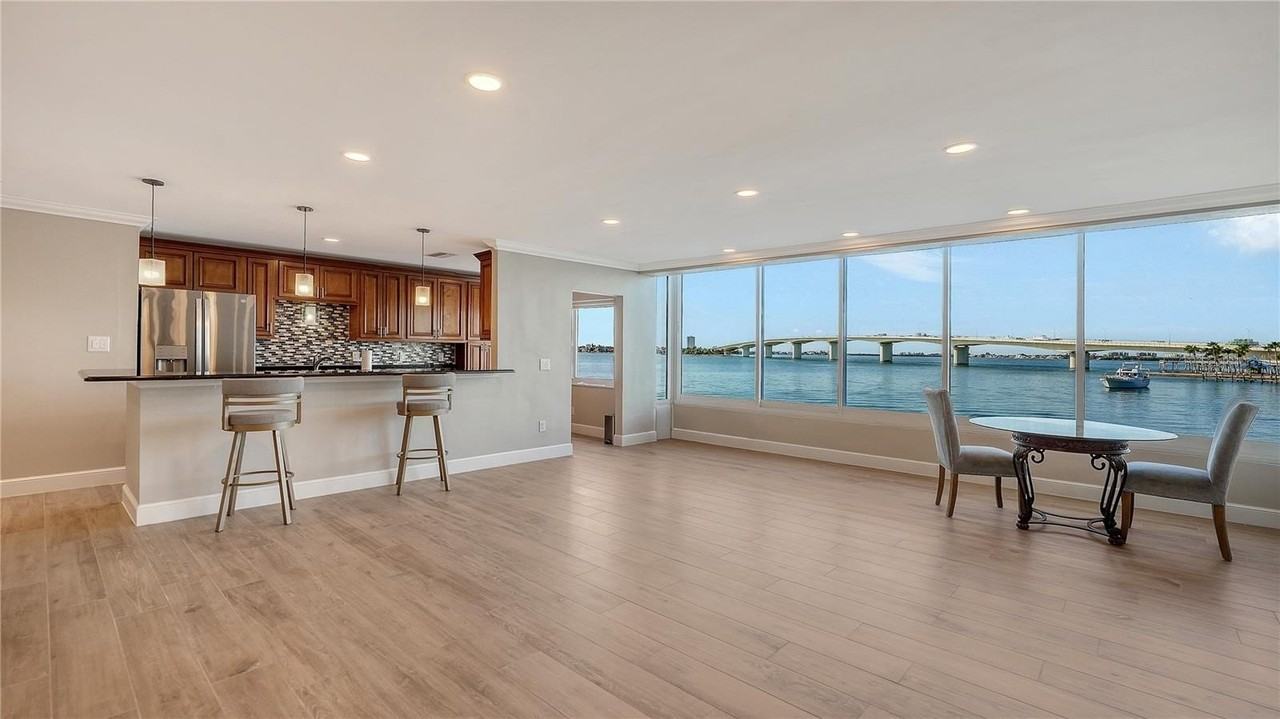 226 Golden Gate Pt #23 - Photo 6 of 23