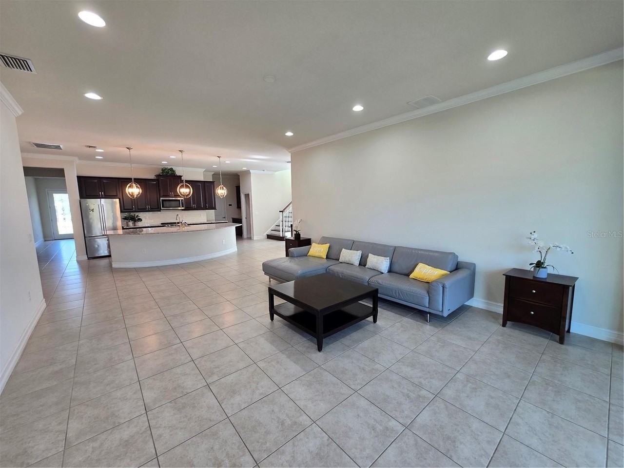 11925 Perennial Pl - Photo 3 of 39