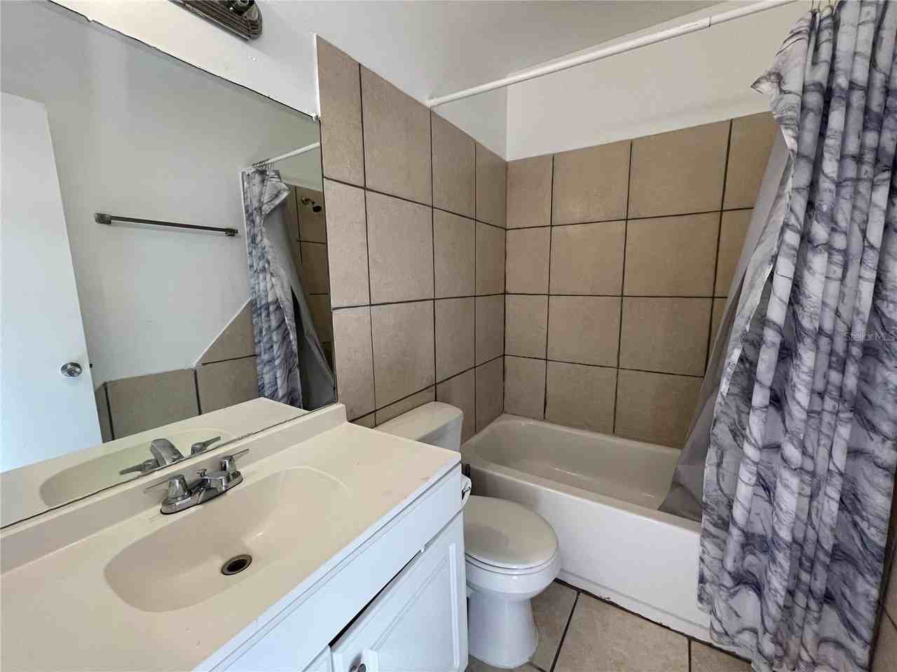 185 Fulton St Ne - Photo 7 of 11