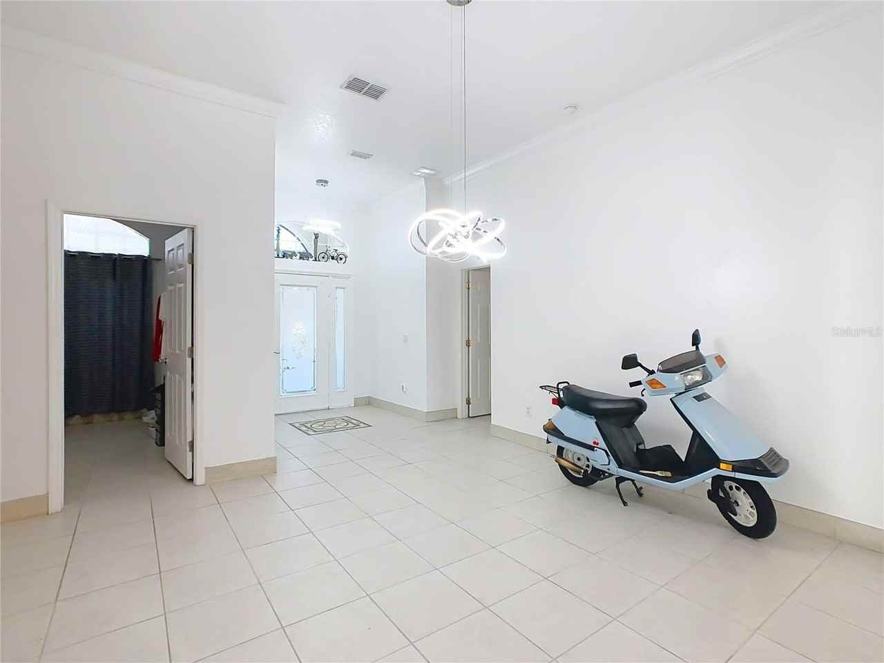 2710 Patrician Cir - Photo 6 of 50