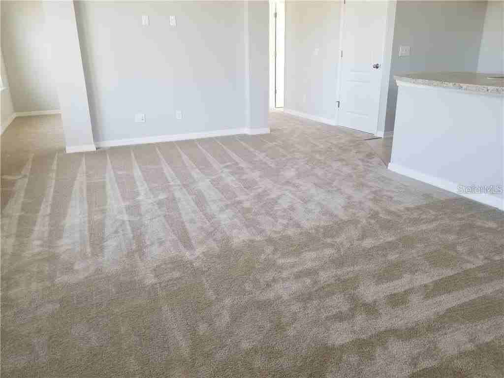 13201 Granger Ave - Photo 4 of 4