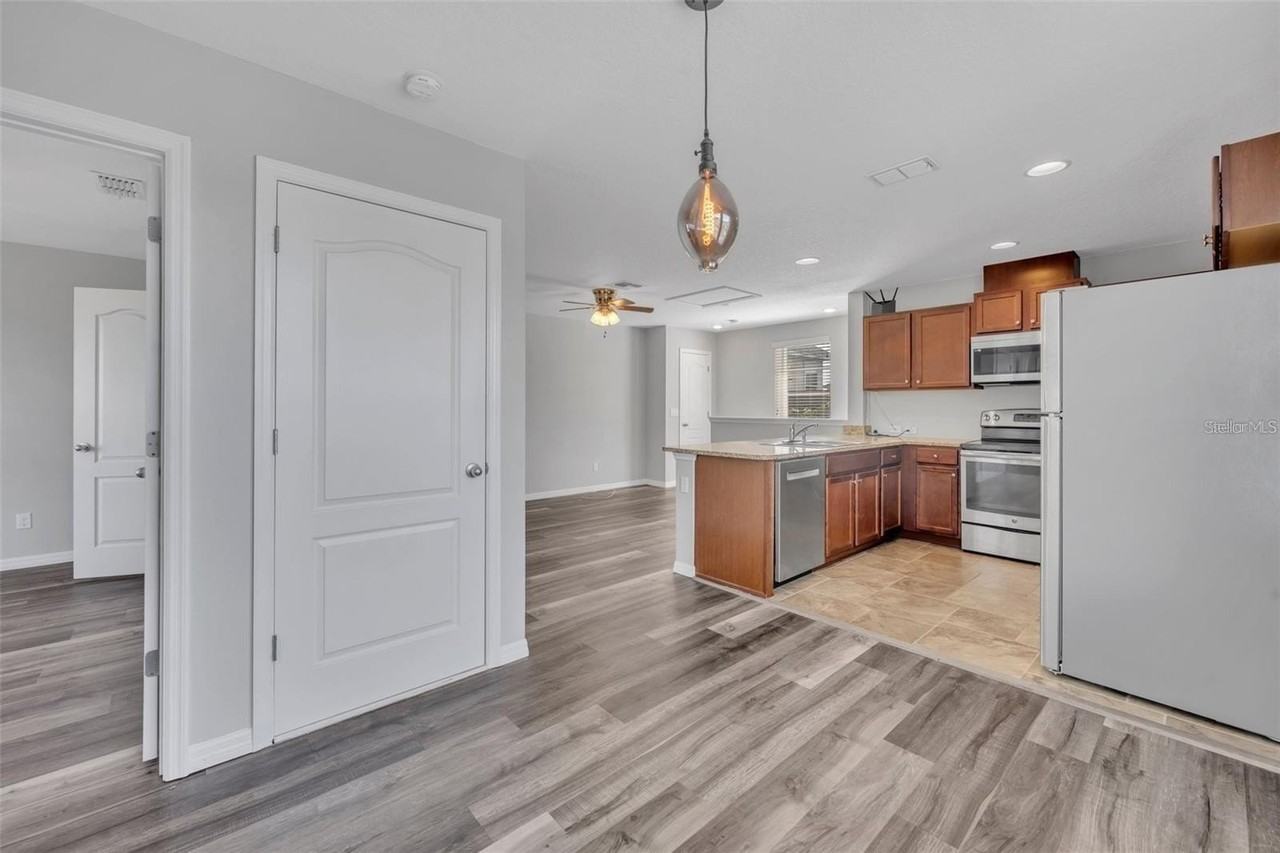 8677 Martinson St - Photo 4 of 18