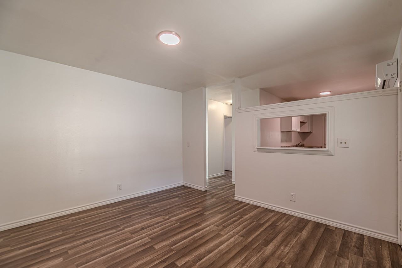 6142 Lawn Valley Dr #1 - Photo 3 of 16