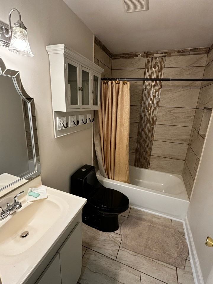 130 Ralph Quarterman Dr #1 - Photo 7 of 18