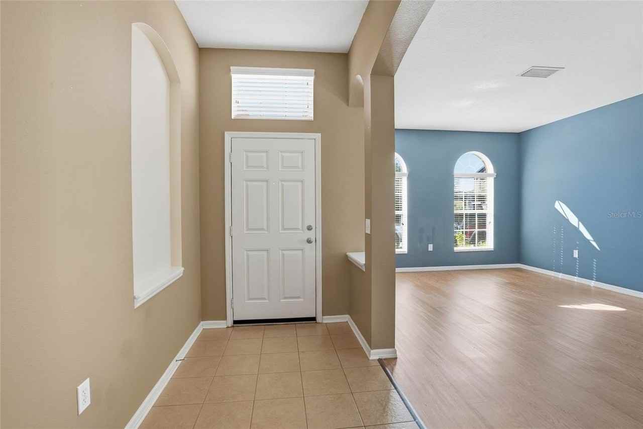 31720 Marchester Dr - Photo 7 of 47