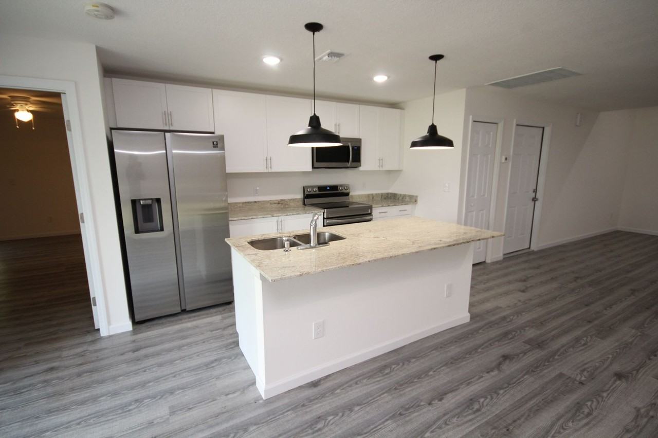 182 Hillock Ave Nw - Photo 5 of 23