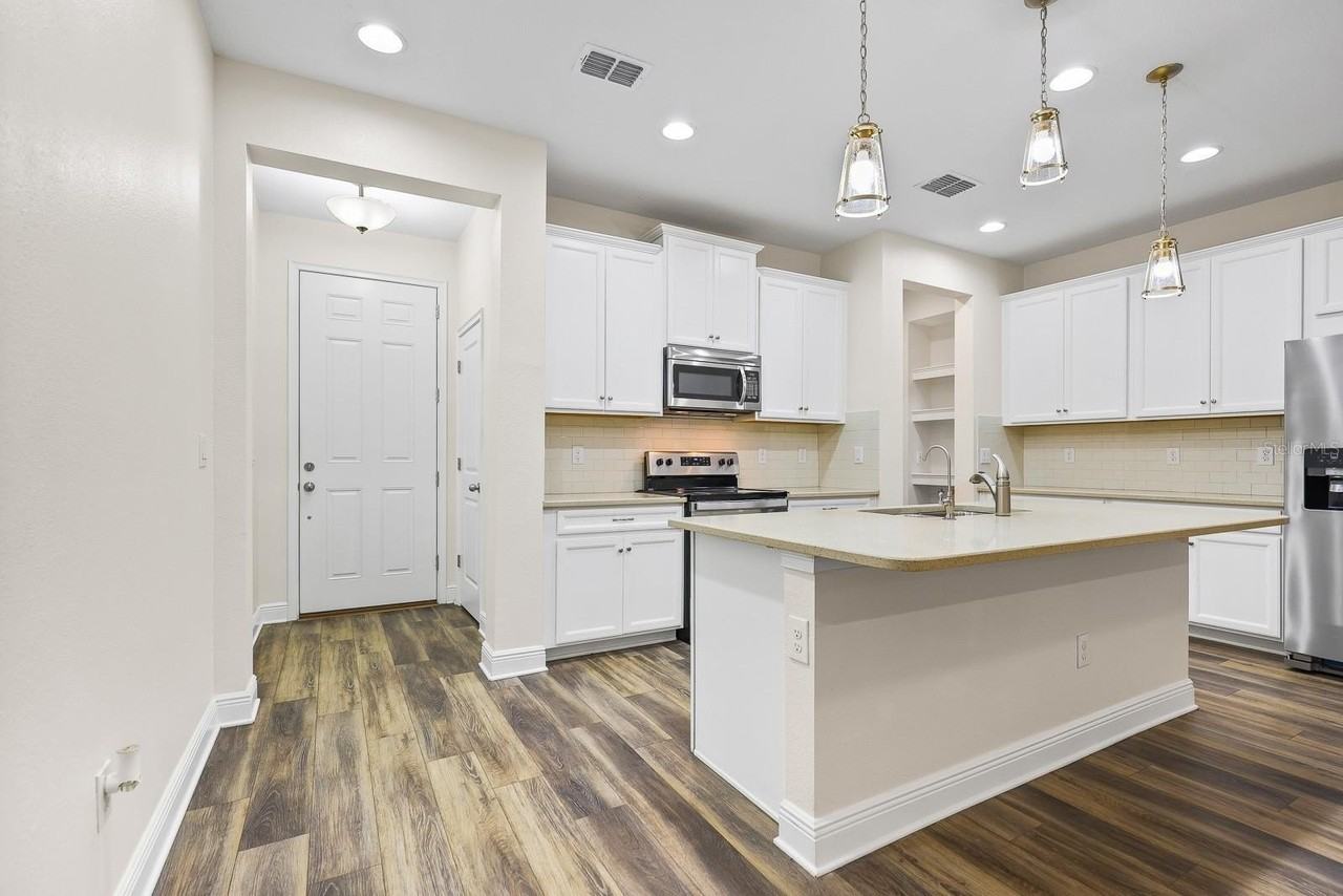 14158 Damselfly Dr - Photo 5 of 26