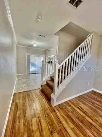 1407 Lyonshire Dr - Photo 5 of 22