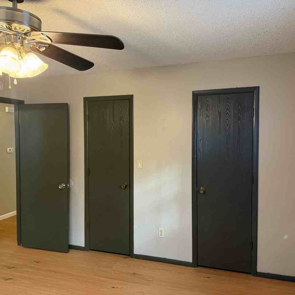 2804 E Madison St - Photo 7 of 17