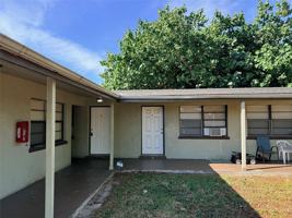 featured image of 2404 10th St W #4