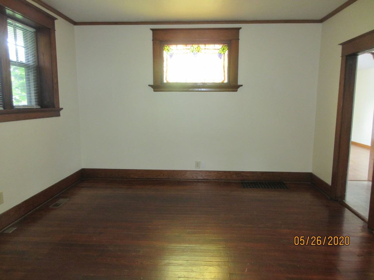 1513 Runnion Ave - Photo 5 of 23