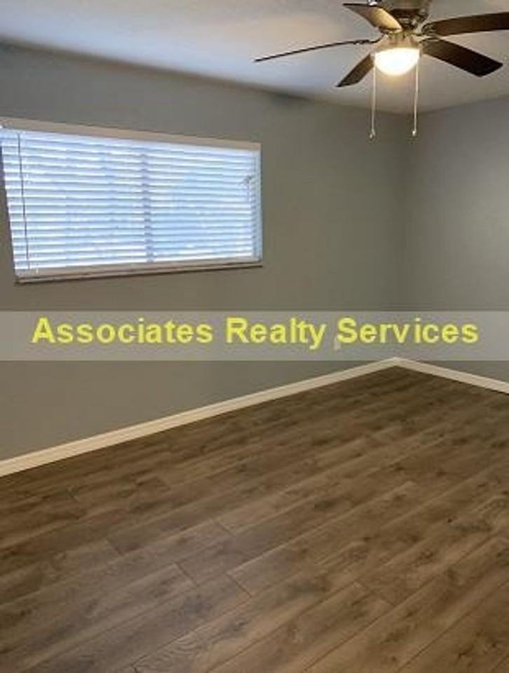 1324 Sw 61st Ter #8F - Photo 5 of 12