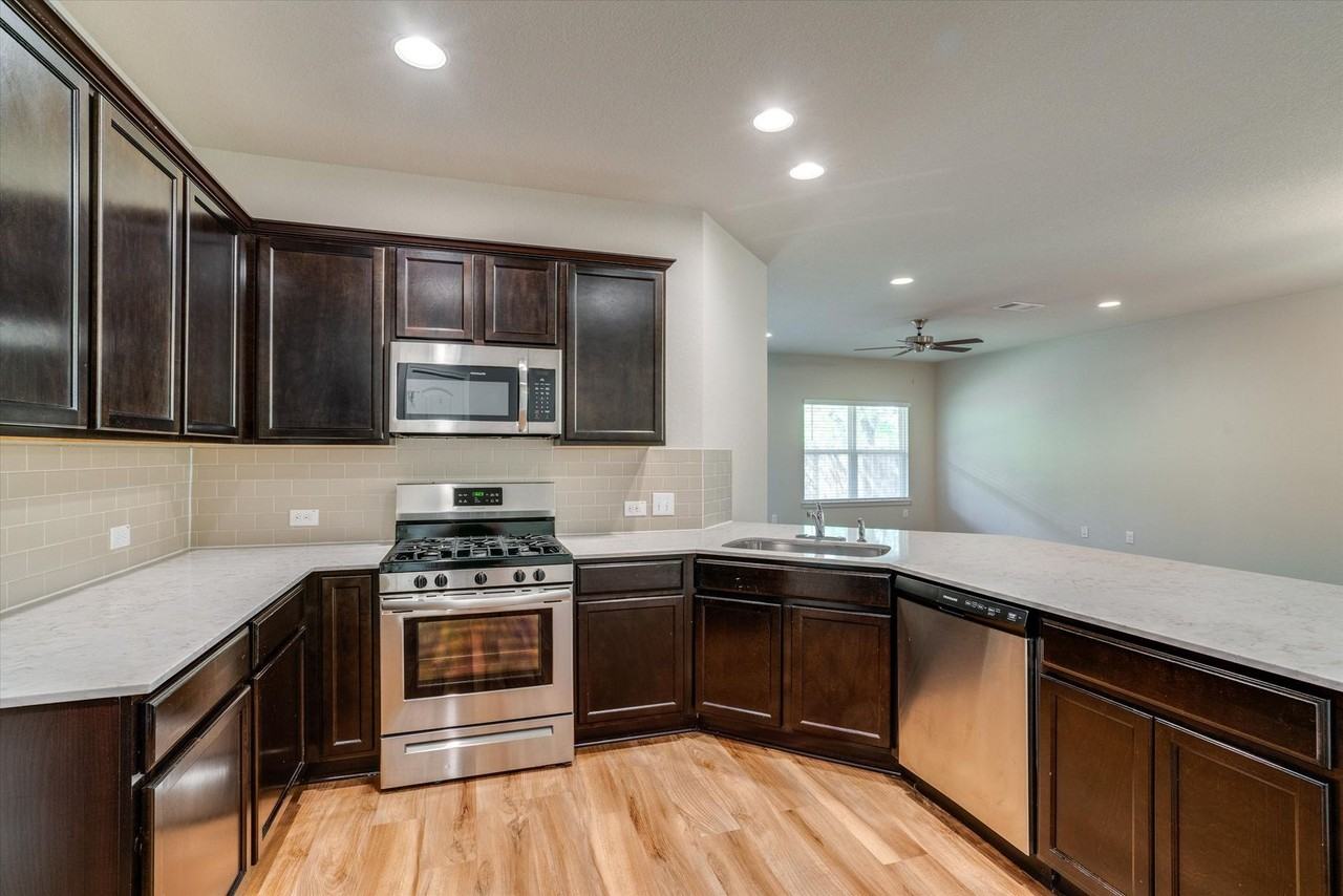 2540 Buffalo Ford Ct - Photo 4 of 21