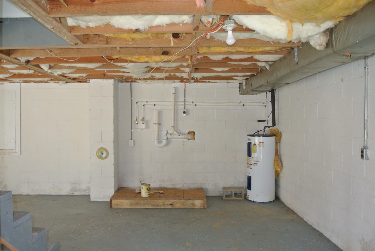 1165 1st Street Ext - Photo 6 of 24