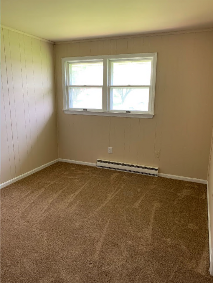 2355 Wayne Rd - Photo 6 of 18