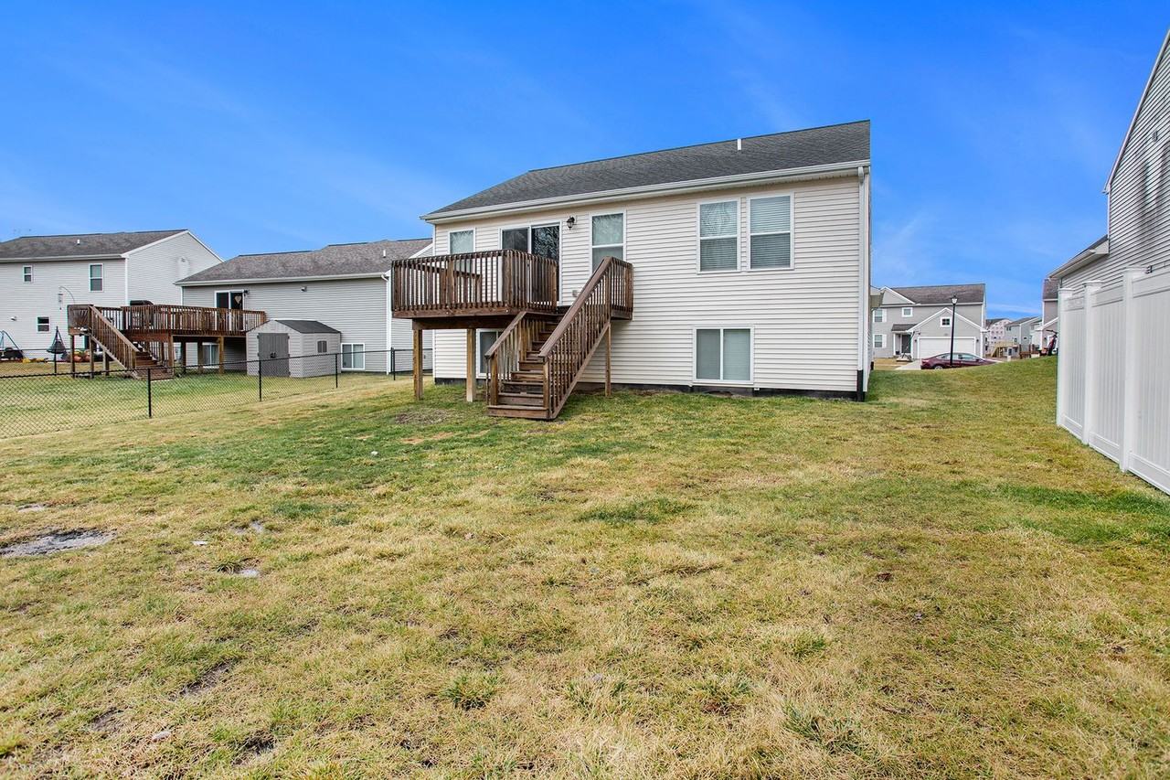 310 Wagonwheel Ct Ne - Photo 5 of 34