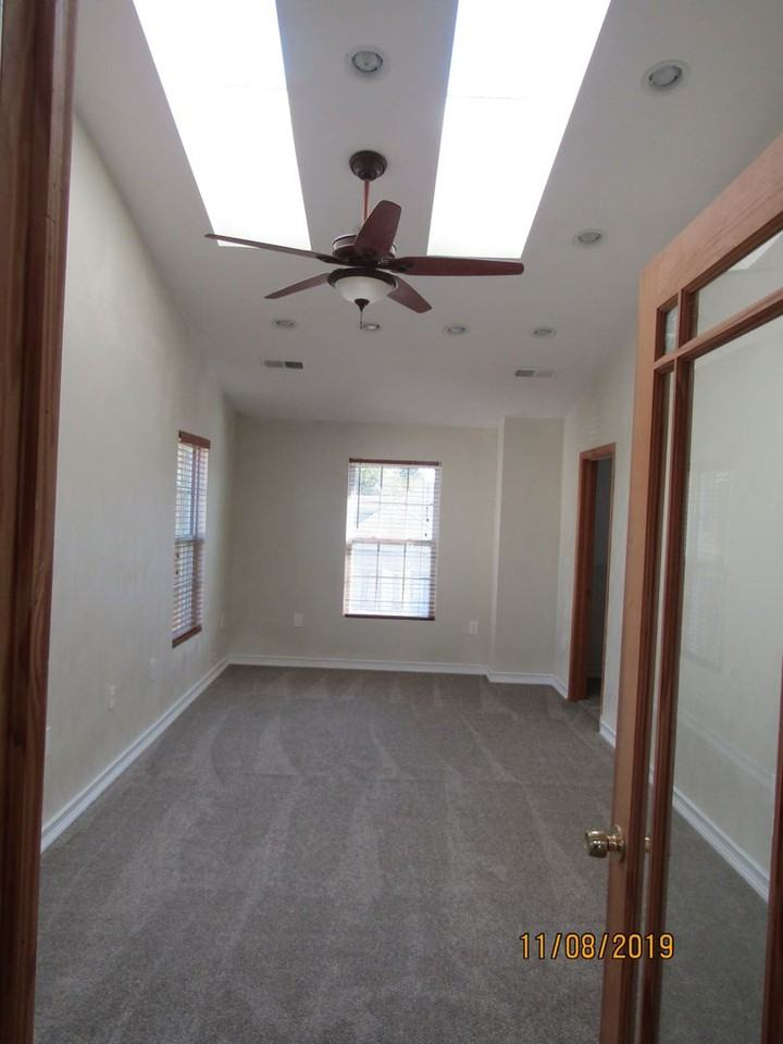 464 Weeping Cedar Trl - Photo 2 of 33