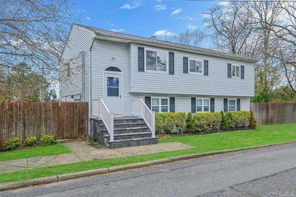 4 4 Hudson unit: Bottom Floor - Photo 2 of 15