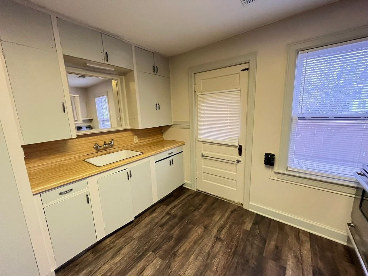 2115 N Linn Ave - Photo 5 of 8