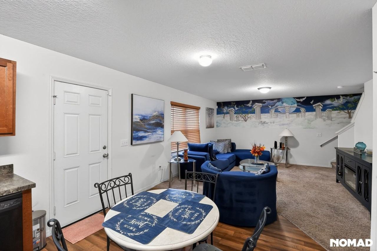 926 Se Waco Blvd - Photo 7 of 32