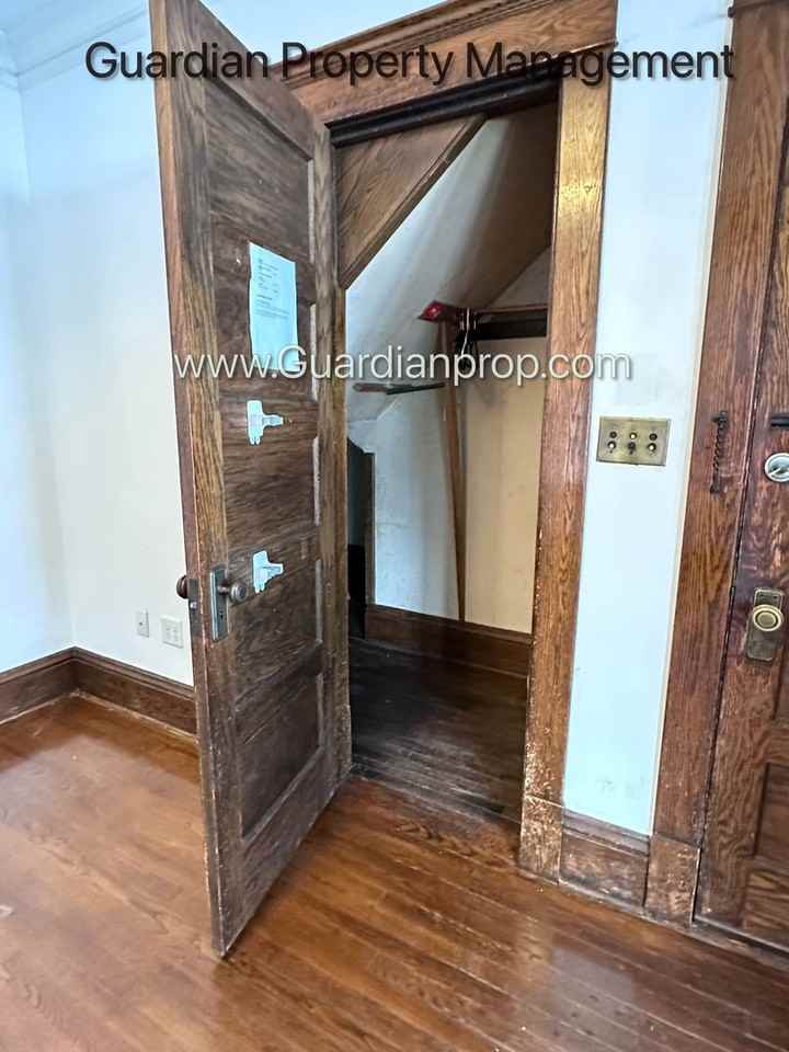 2628 Harriet Ave #2 - Photo 4 of 18