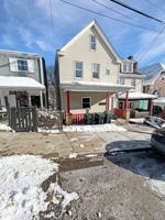 featured image of 36 Hickory St