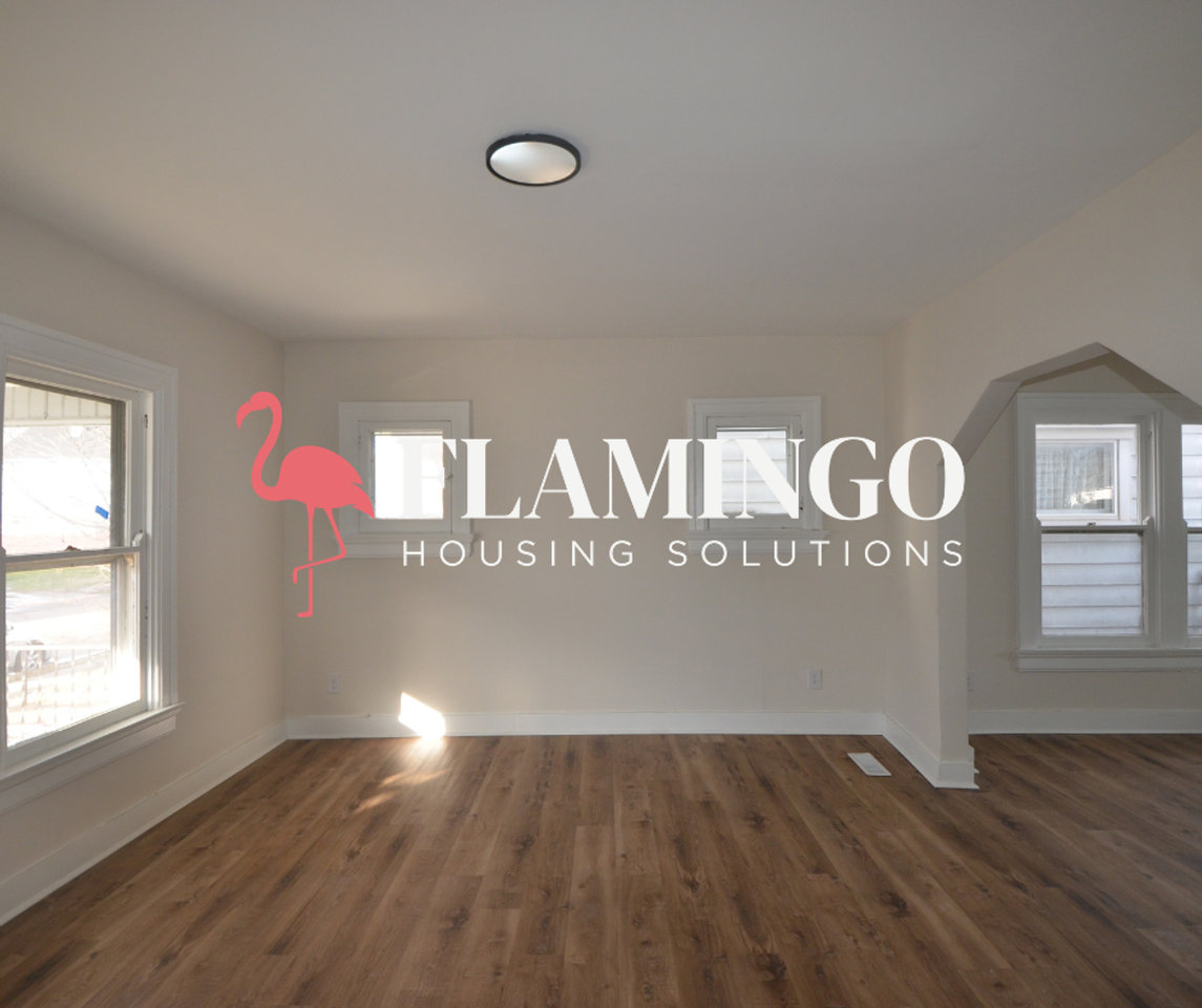 82 S Sperling Ave - Photo 2 of 14