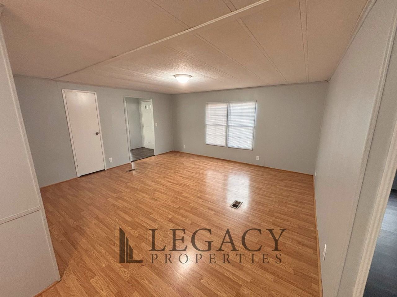 312 Randall Rd - Photo 4 of 14