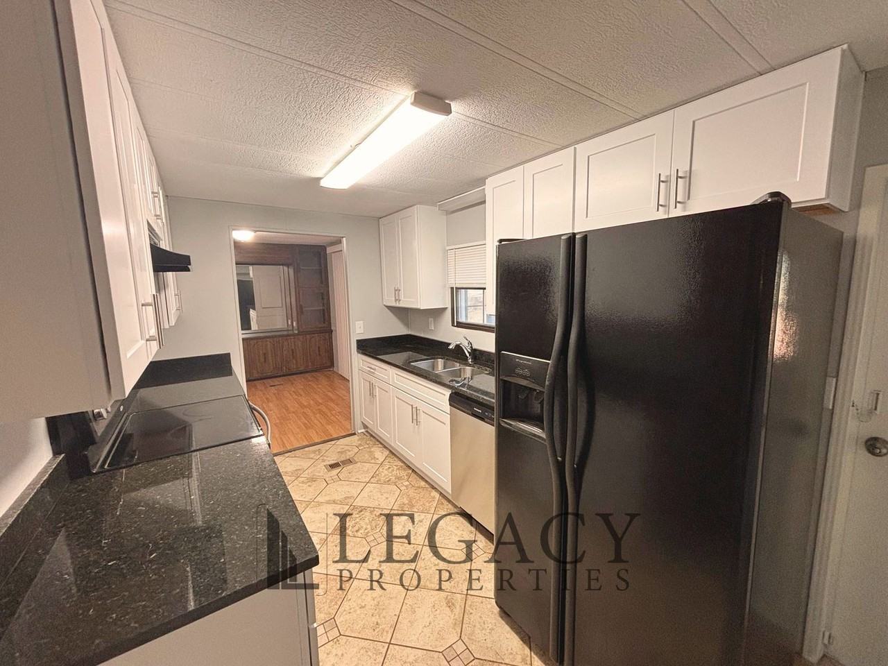 312 Randall Rd - Photo 7 of 14