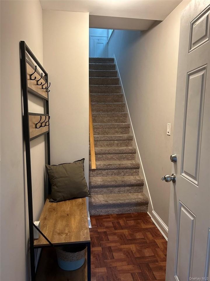 24815 89th Ave Apt 2 #2 - Photo 2 of 9