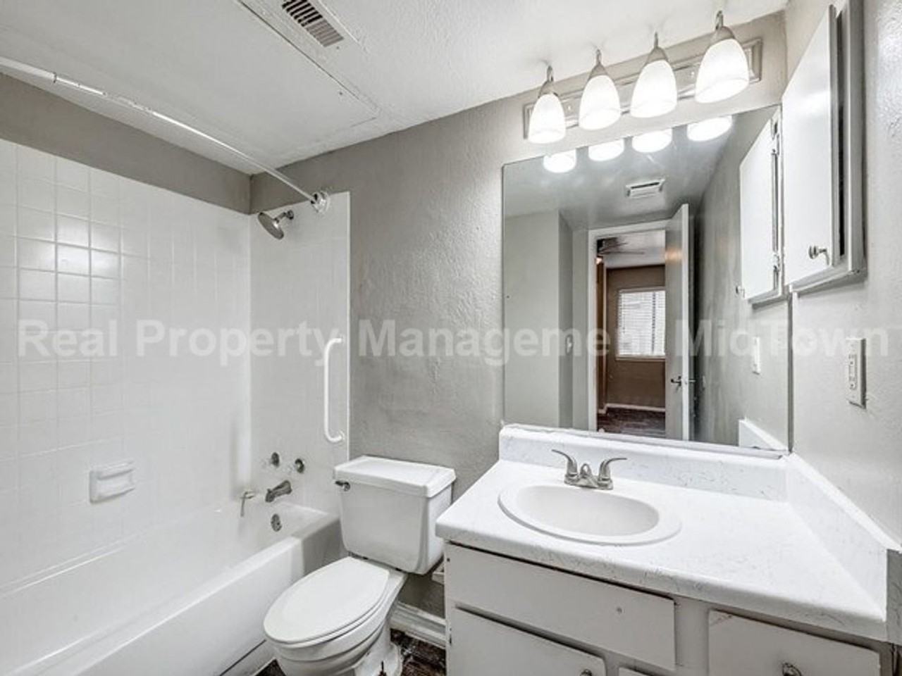 1122 Millview Dr #1006 - Photo 7 of 22