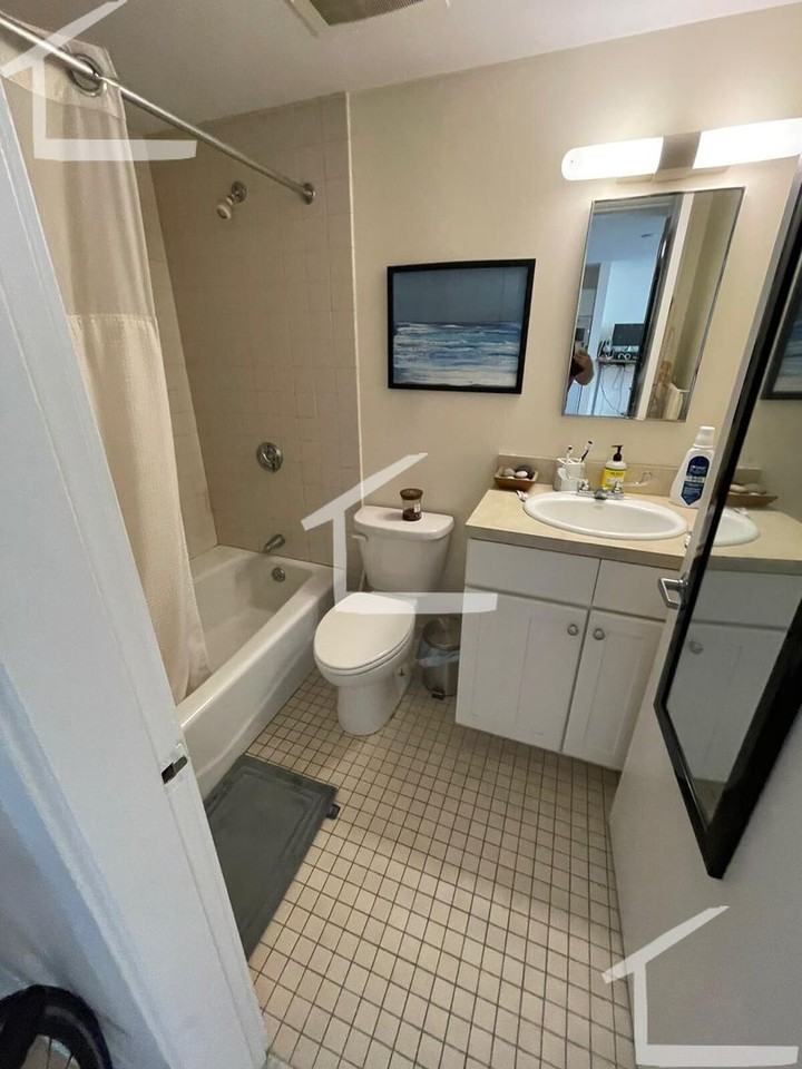 41 Bay State Rd - Photo 5 of 7