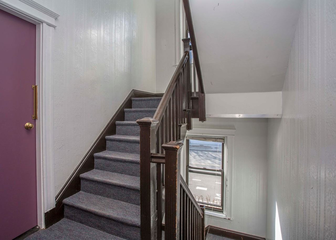 12 12 Eklo St, #11 - Photo 4 of 16