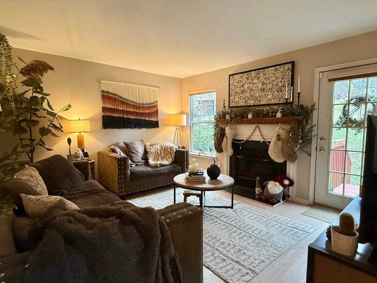 602 Hamilton St - Photo 6 of 36