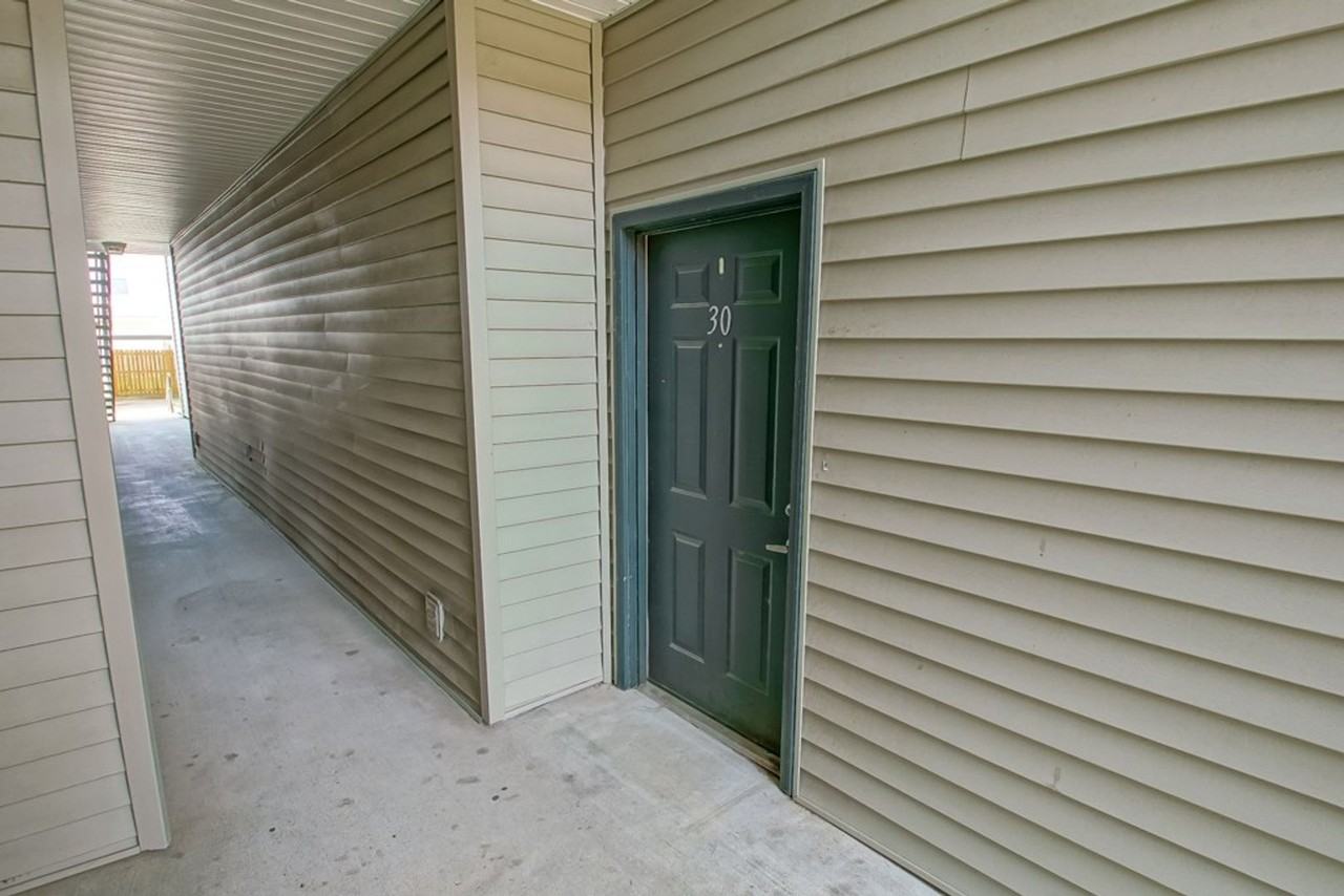 155 Aspen Sq - Photo 2 of 22