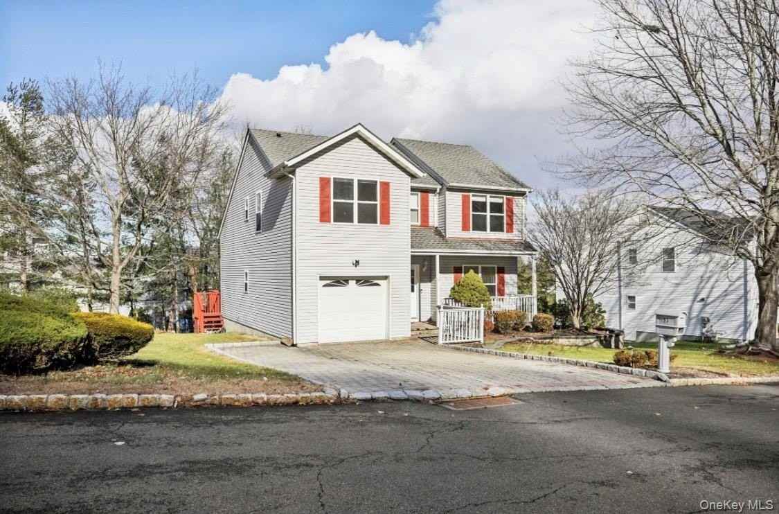 53 Larkin Ln - Photo 2 of 12