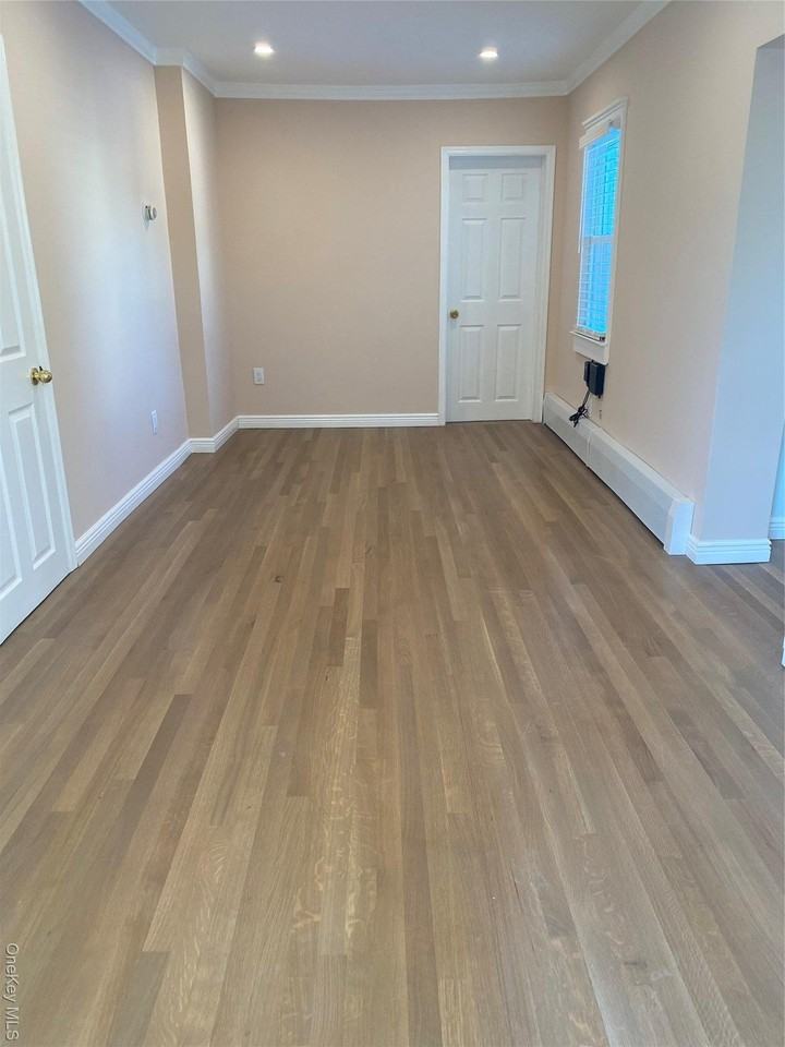 75 W Washington Ave - Photo 3 of 9