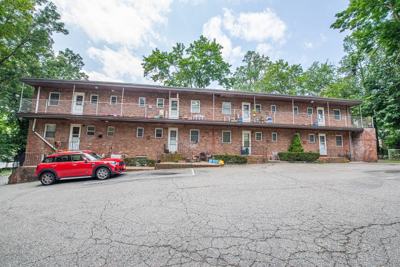 1824 Pleasant View Ave - Photo 2 of 13