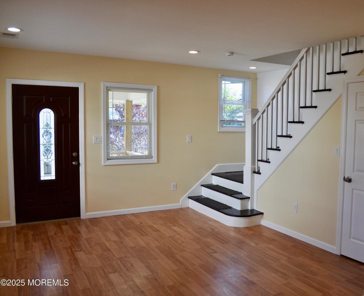 485 Joline Ave Apt 2 #2 - Photo 4 of 11