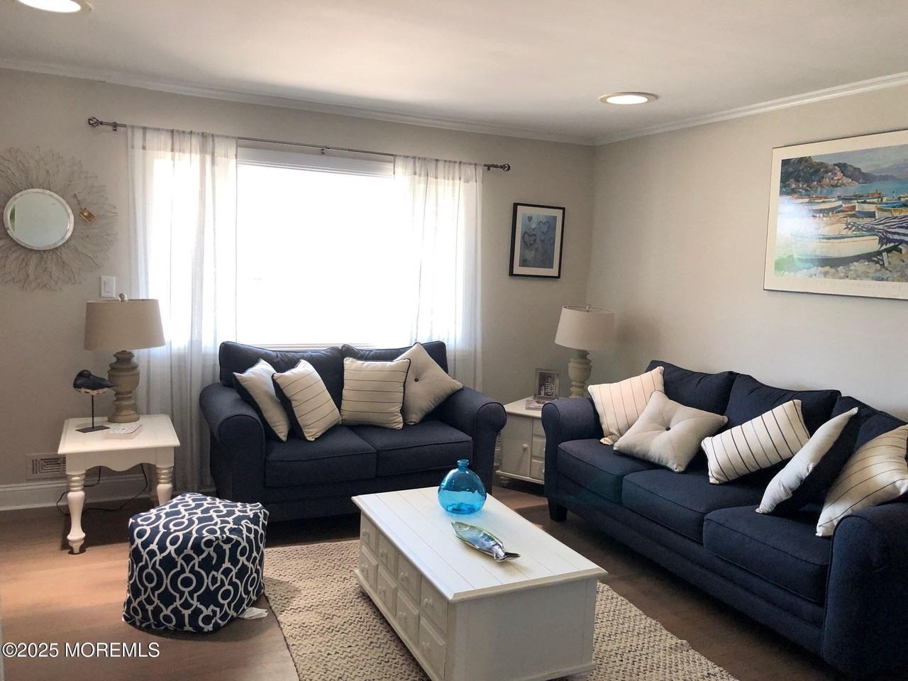 12 York Ave - Photo 4 of 15