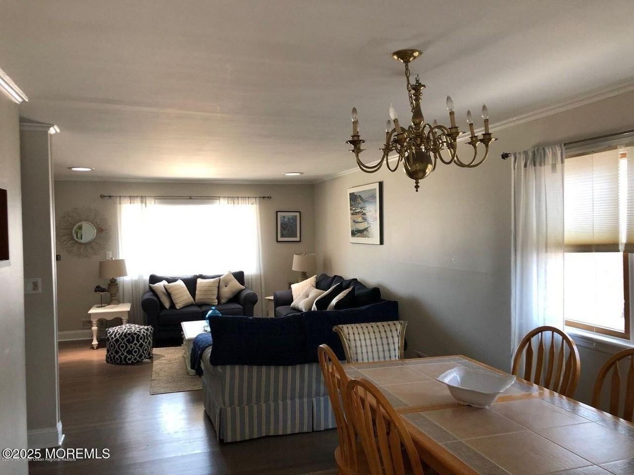 12 York Ave - Photo 6 of 15