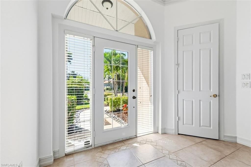 657 Soliel Dr - Photo 3 of 28