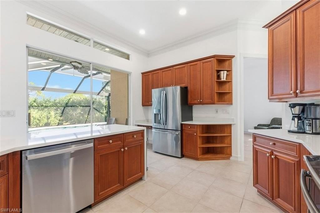 657 Soliel Dr - Photo 5 of 28