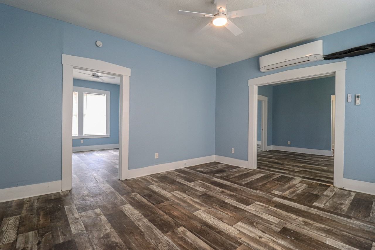 2237 North St Apt 2 - Photo 4 of 26