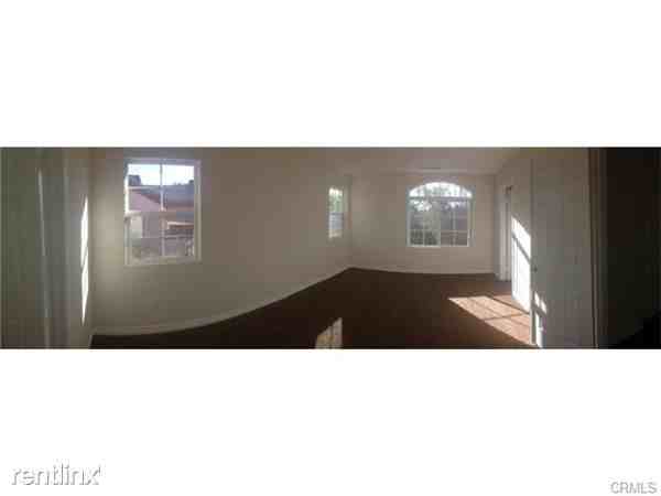 13226 Ramona Blvd #1 - Photo 3 of 3