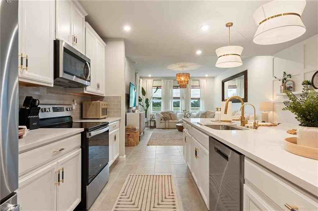 4638 Arboretum Cir #102 - Photo 7 of 19