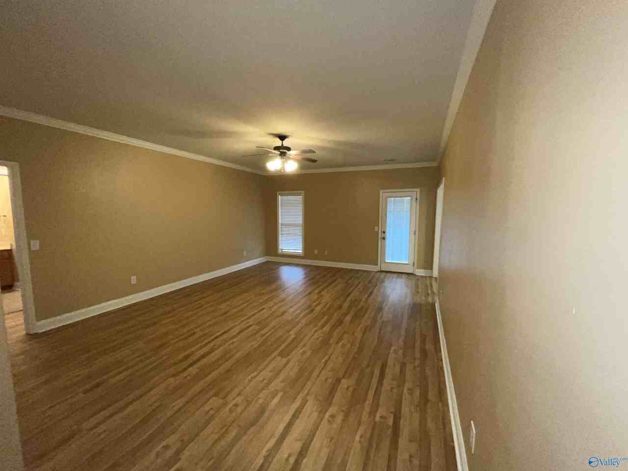 120 Lexi Ln - Photo 3 of 15