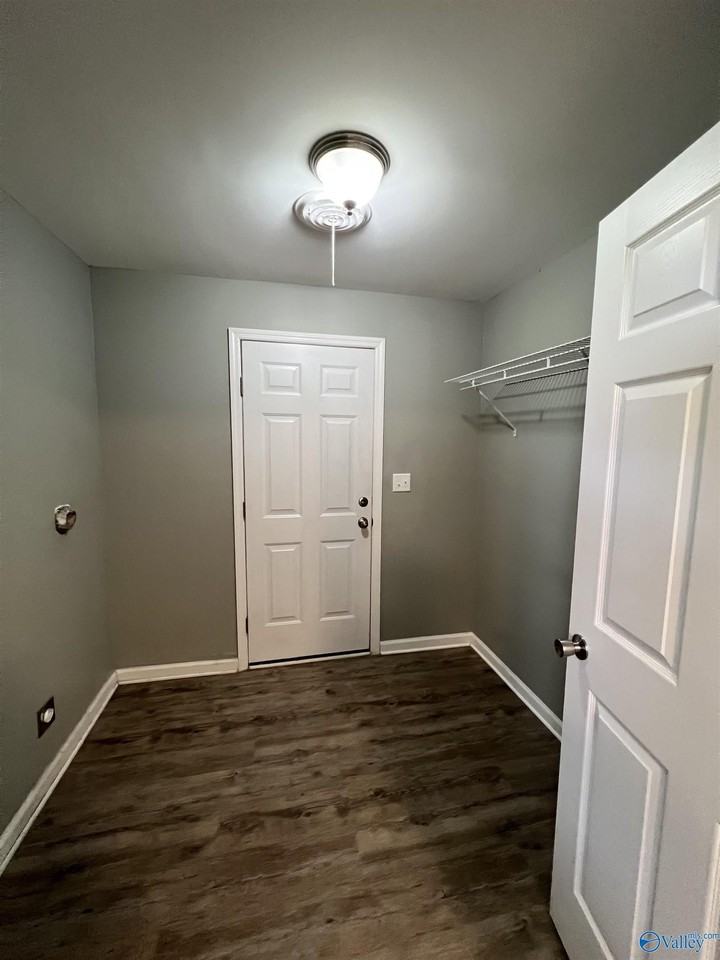 12055 Lawngate Rd #L - Photo 3 of 10