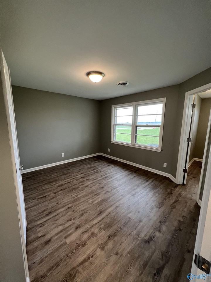 12055 Lawngate Rd #L - Photo 6 of 10